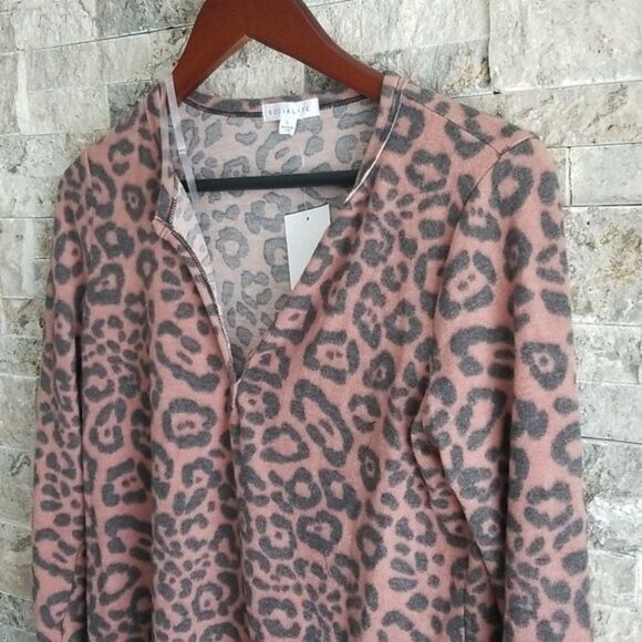 NWT Socialite Split Neck Fleece Long Sleeve Top - Picture 3 of 6